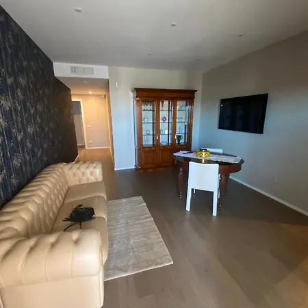 Гостевой дом Carlos Palazzo Marisabella Бари